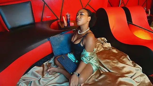 Snapshot of Pamela_Cortezz chatting on 03-13-26, 12:48 Pamela Cortezz online show from 03-13-26, 12:48