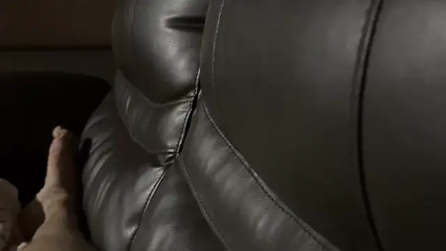 Snapshot of helovesanalbicouple chatting on 03-04-26, 10:34 helovesanalbicouple online show from 03-04-26, 10:34