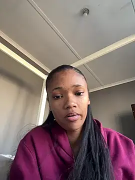 Snapshot of SweetBeauty4you chatting on 07-13-26, 11:53 SweetBeauty4you online show from 07-13-26, 11:53