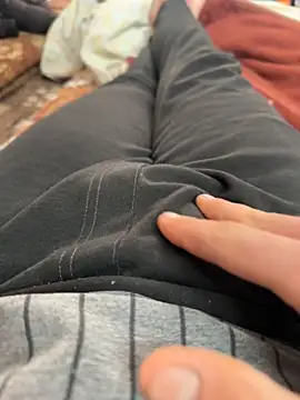 noorqwertz online show from 04-10-26, 02:57