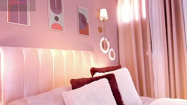 Agata Laurent  online show from 04-20-26, 03:24