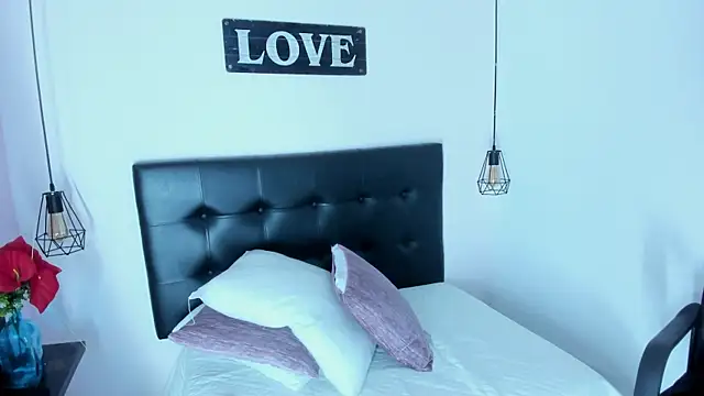 KatallelaMurillo online show from 03-26-26, 11:41