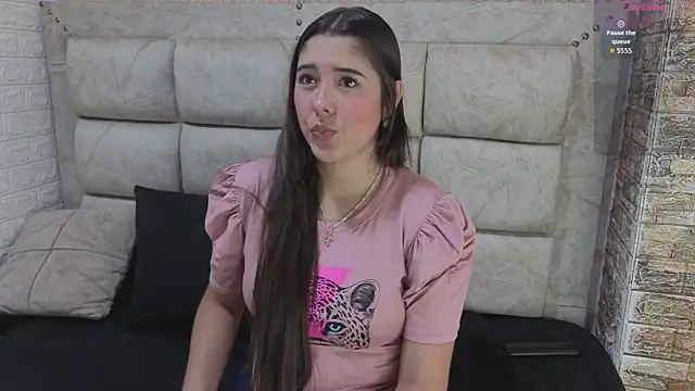 ElisVega online show from 04-17-26, 10:34