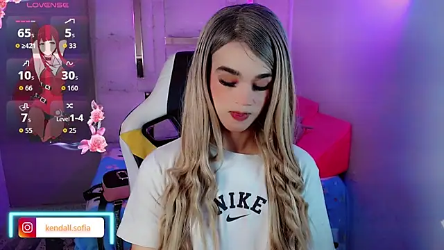 Sophiaa doll  online show from 03-10-26, 03:10