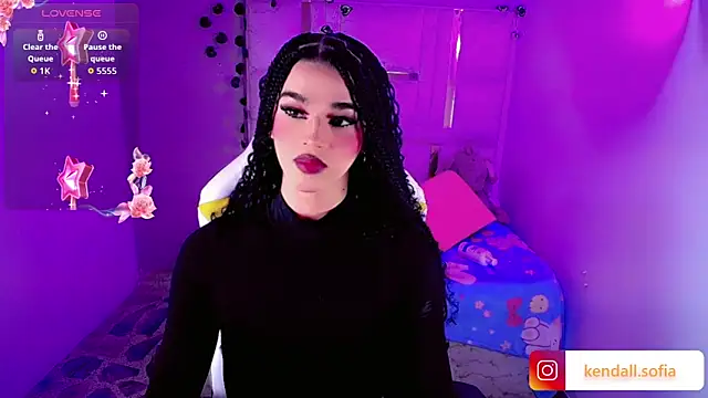 Snapshot of Sophiaa_doll_ chatting on 06-07-26, 03:45 Sophiaa doll online show from 06-07-26, 03:45
