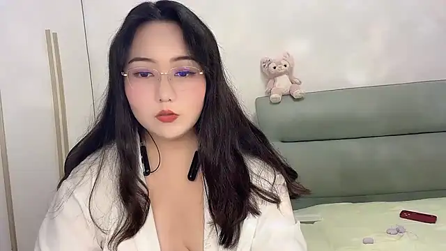 Snapshot of Susu-36E chatting on 05-11-26, 02:45 Susu-36E online show from 05-11-26, 02:45