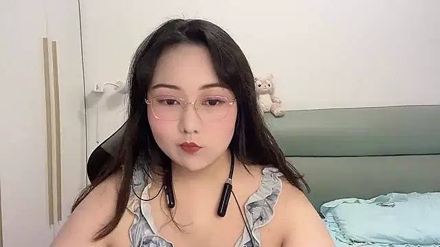 Snapshot of Susu-36E chatting on 05-02-26, 11:59 Susu-36E online show from 05-02-26, 11:59