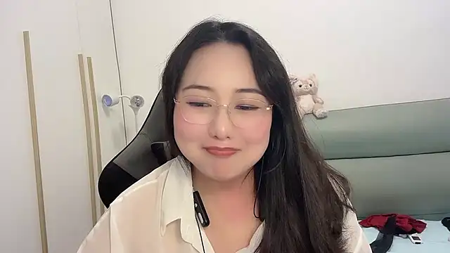 Snapshot of Susu-36E chatting on 04-29-26, 05:30 Susu-36E online show from 04-29-26, 05:30