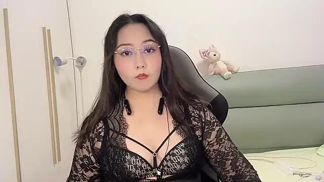 Snapshot of Susu-36E chatting on 05-08-26, 03:27 Susu-36E online show from 05-08-26, 03:27