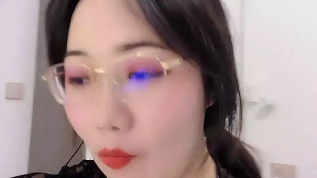 Snapshot of Susu-36E chatting on 04-19-26, 07:42 Susu-36E online show from 04-19-26, 07:42