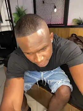 DarianWill18 online show from 03-08-26, 03:32