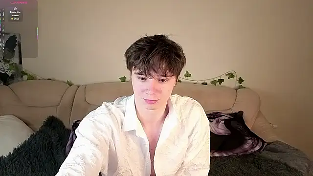 AnthonyCuutie online show from 03-09-26, 06:17