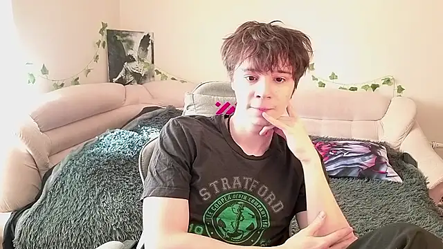 AnthonyCuutie online show from 03-22-26, 07:54