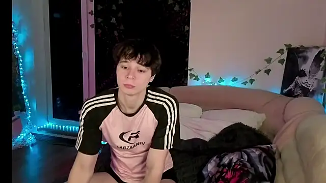 AnthonyCuutie online show from 04-15-26, 05:46