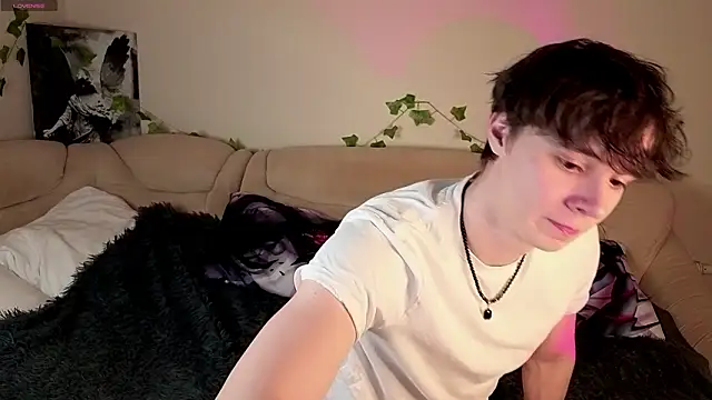 AnthonyCuutie online show from 03-09-26, 06:55