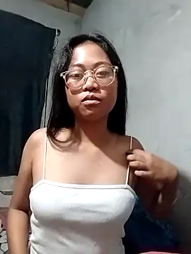 angelpinay44 online show from 04-13-26, 04:44