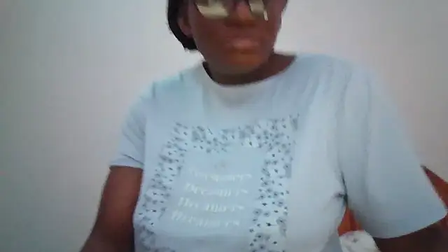 SexyGemBeauty online show from 04-09-26, 05:19