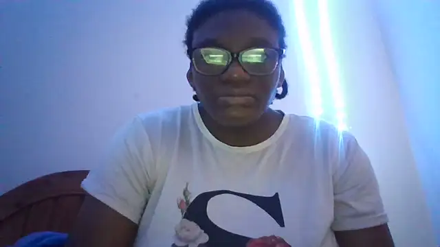 Snapshot of SexyGemBeauty chatting on 06-21-26, 08:36 SexyGemBeauty online show from 06-21-26, 08:36