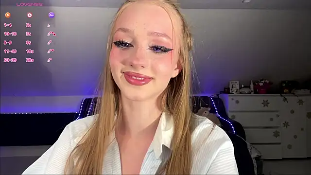 Anika Socutehe online show from 07-17-26, 09:34