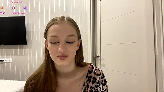 Anika Socutehe online show from 05-31-26, 09:04