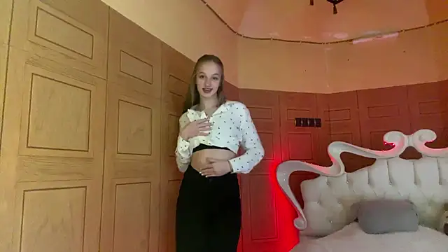 Anika Socutehe online show from 03-05-26, 12:13