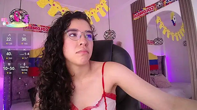 Amara Davis1 online show from 07-10-26, 03:39