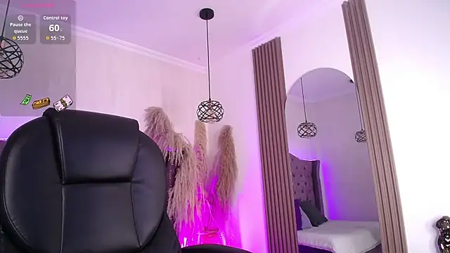 Amara Davis1 online show from 06-09-26, 04:35
