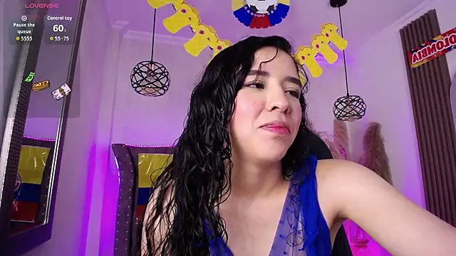 Amara Davis1 online show from 06-11-26, 05:04