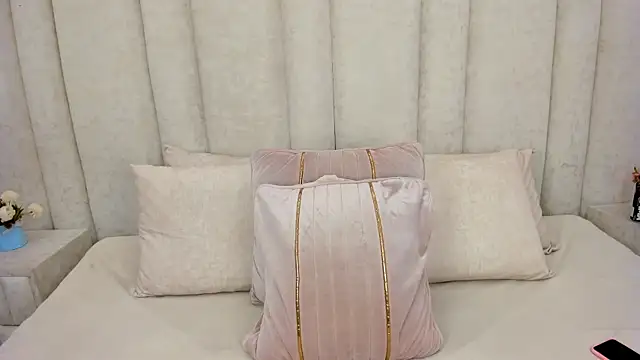 angueljonnes online show from 07-18-26, 05:38