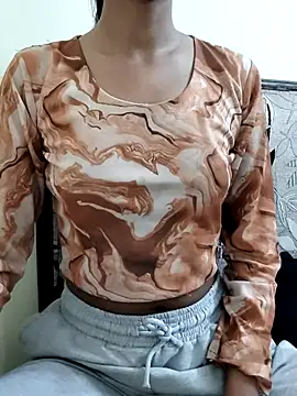 MAYA BED GIRL online show from 03-20-26, 01:28