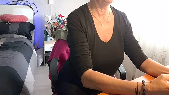 mariaplaya online show from 03-26-26, 09:40