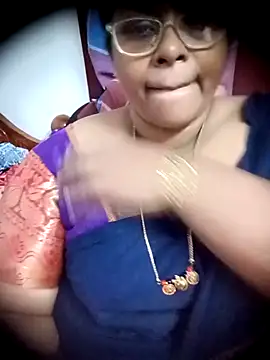 deepika-mallus online show from 04-26-26, 08:06