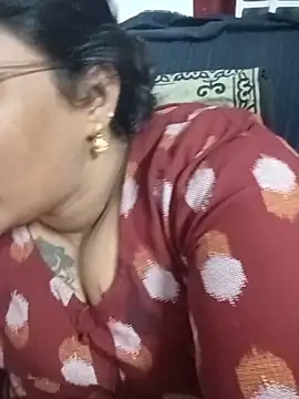 deepika-mallus online show from 05-26-26, 08:18