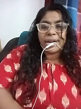 Snapshot of deepika-mallus chatting on 06-22-26, 06:16 deepika-mallus online show from 06-22-26, 06:16