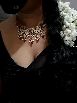 Snapshot of AnushaTelugu chatting on 07-08-26, 05:57 AnushaTelugu online show from 07-08-26, 05:57