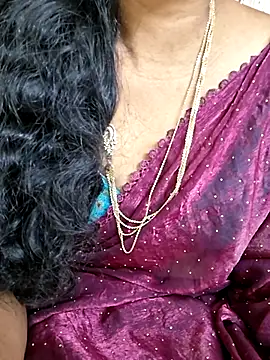 Snapshot of AnushaTelugu chatting on 06-17-26, 07:35 AnushaTelugu online show from 06-17-26, 07:35