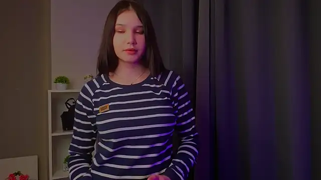 Snapshot of EnidRitzel chatting on 03-02-26, 07:10 EnidRitzel online show from 03-02-26, 07:10