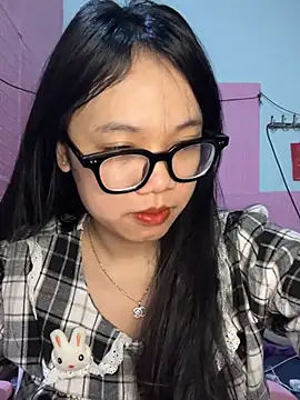 Leeeeiu online show from 03-14-26, 02:56