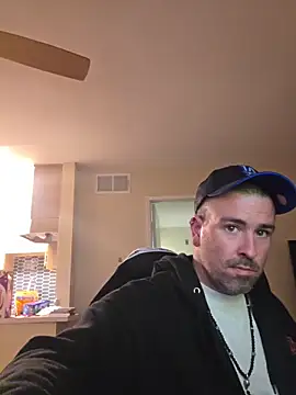 Biggbaddwulf7 online show from 06-05-26, 10:43