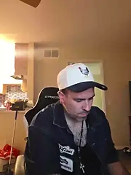 Biggbaddwulf7 online show from 06-20-26, 07:46