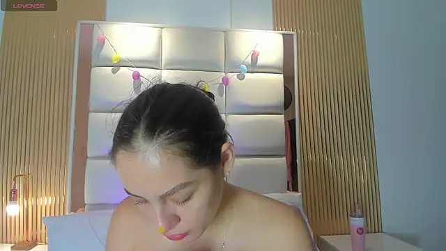 Megaan Rousee online show from 04-13-26, 11:36