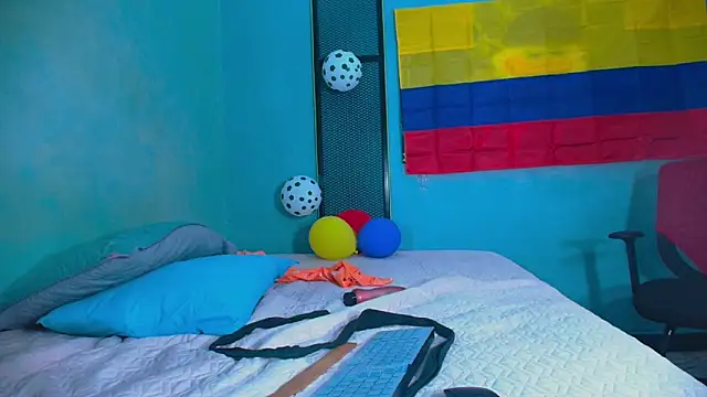 Hornyshow1 online show from 06-02-26, 07:36