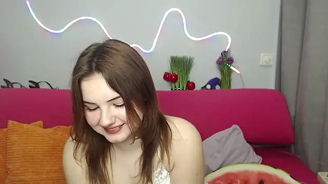 DominikaAk online show from 03-08-26, 05:44