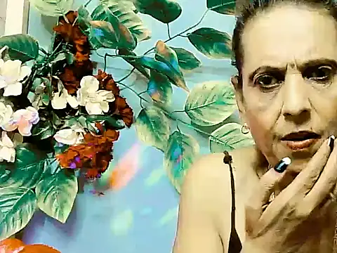 Hot queen58 online show from 05-20-26, 05:54