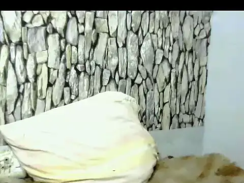 Snapshot of Hot_queen58 chatting on 03-02-26, 02:45 Hot queen58 online show from 03-02-26, 02:45