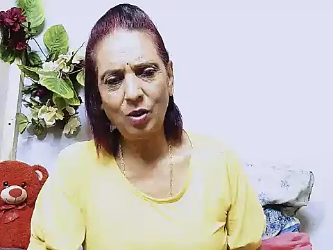 Snapshot of Hot_queen58 chatting on 07-09-26, 05:12 Hot queen58 online show from 07-09-26, 05:12