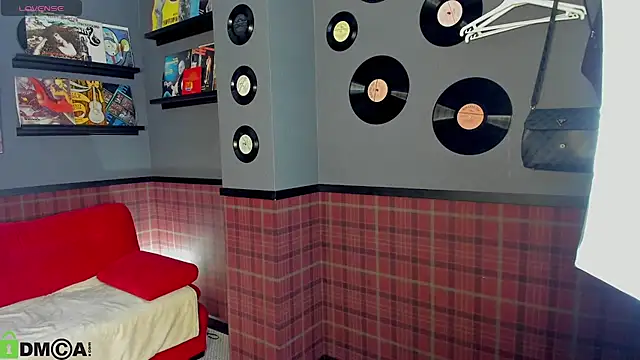 KiittieX online show from 04-15-26, 07:36