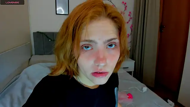 DellaRows online show from 06-19-26, 05:13