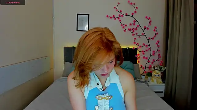 DellaRows online show from 06-24-26, 06:01