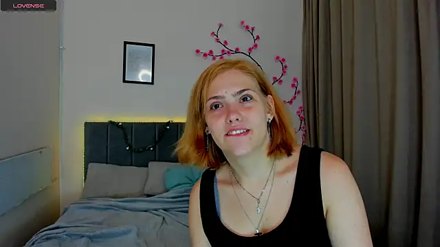 DellaRows online show from 06-26-26, 05:24